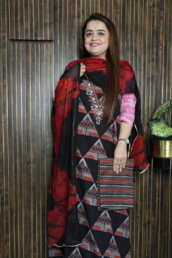 Rangrez Noir Silk Set