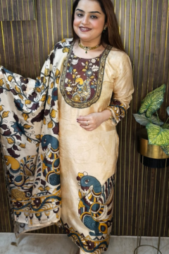 Ethnic Peacock Motif Kurta with Dupatta