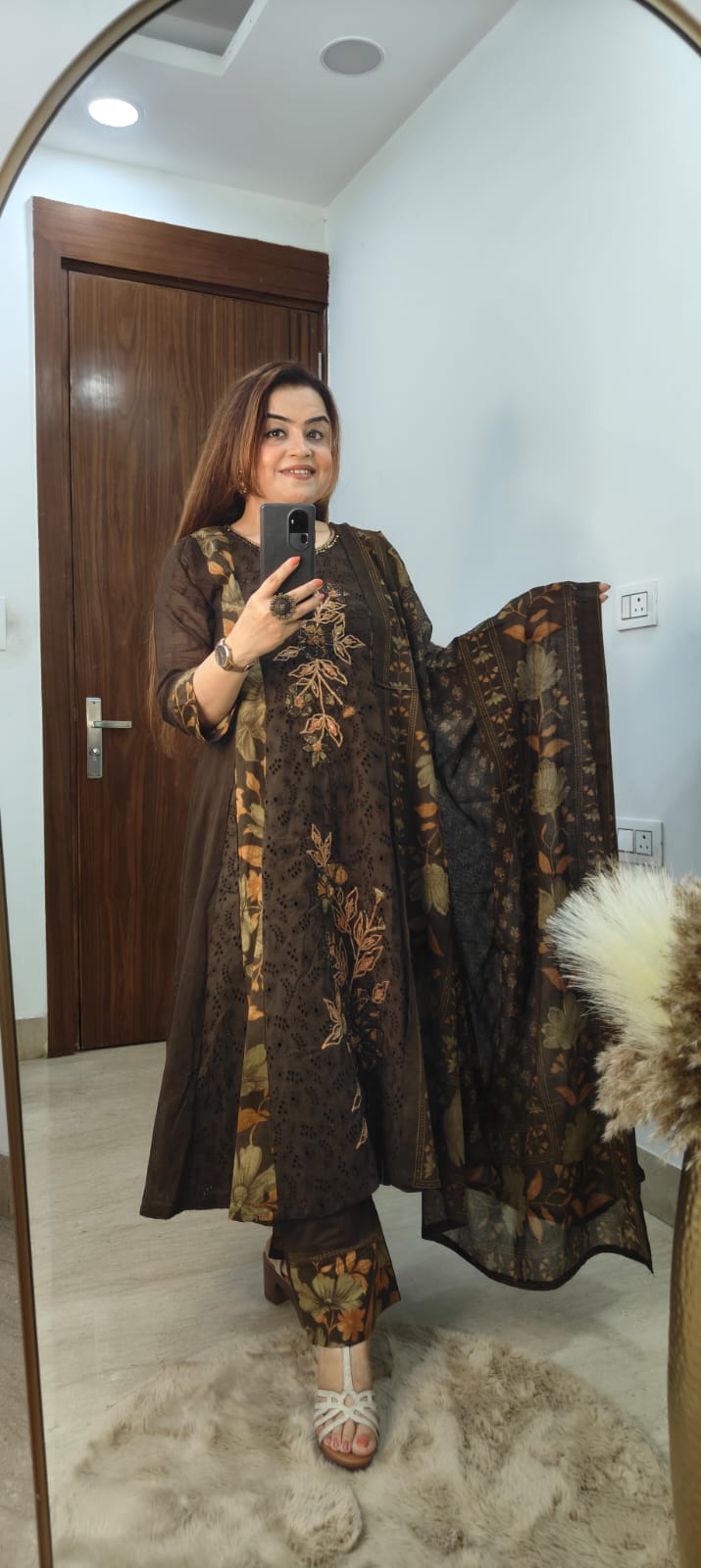 BOLD AND BEAUTIFUL CHIKAN ANARKALI COTTON KURTI SET