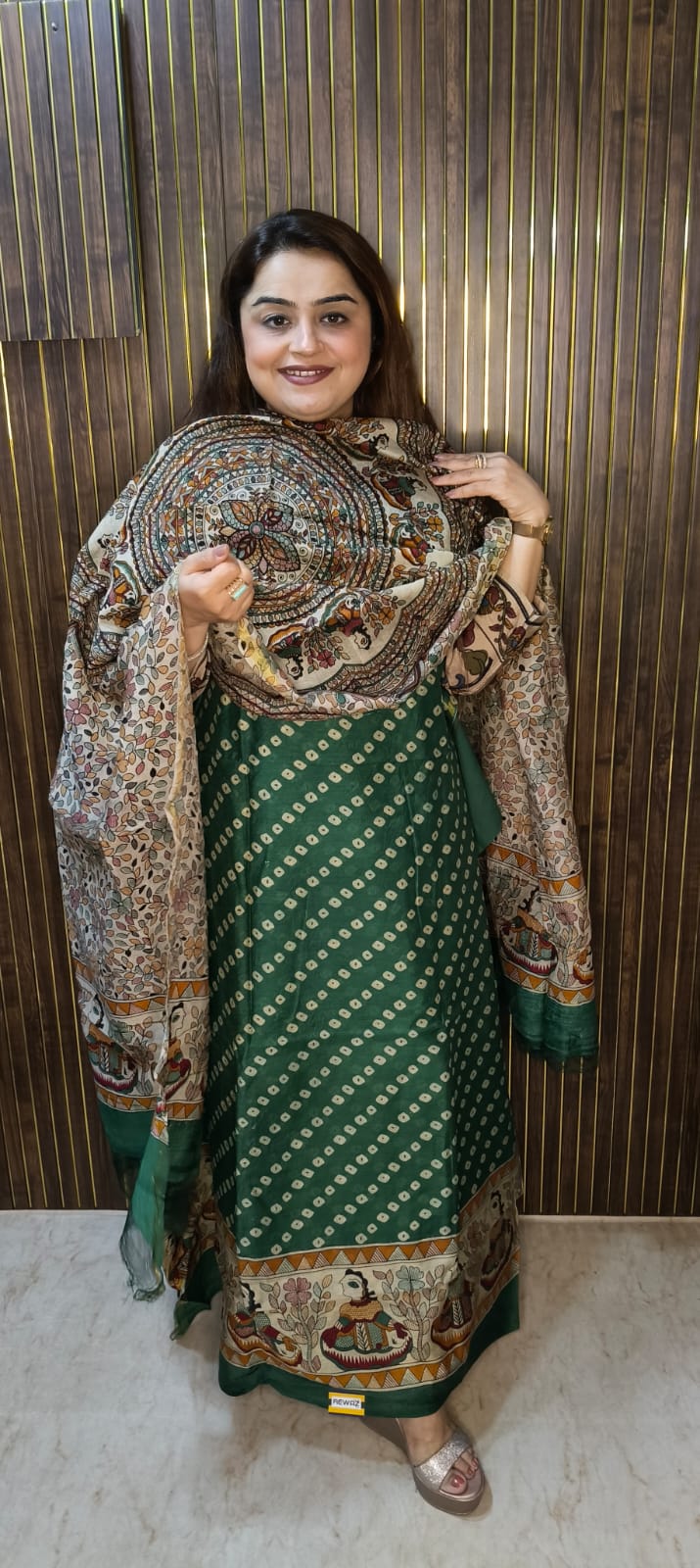 Maheshwari Bandhani Suits with Kalamkari Dupatta