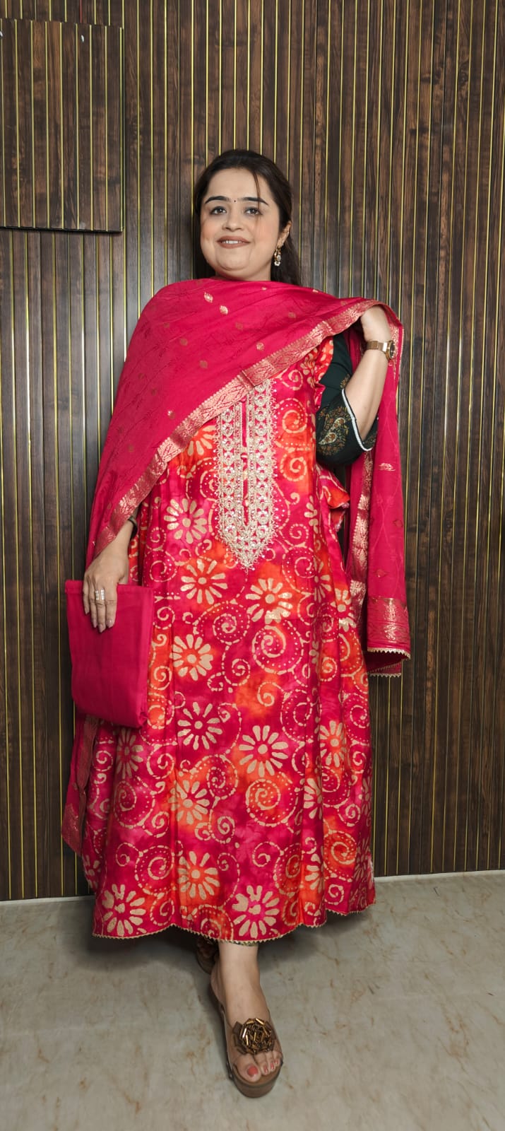 Printed Muslin Suit With Banarsi Dupatta