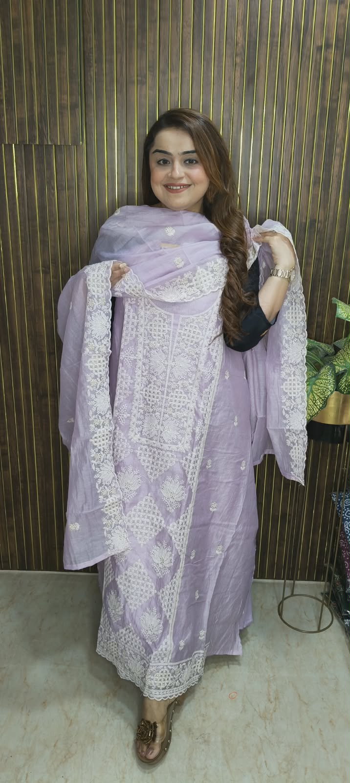 ELEGENT MUL COTTON IN PASTEL SHADES