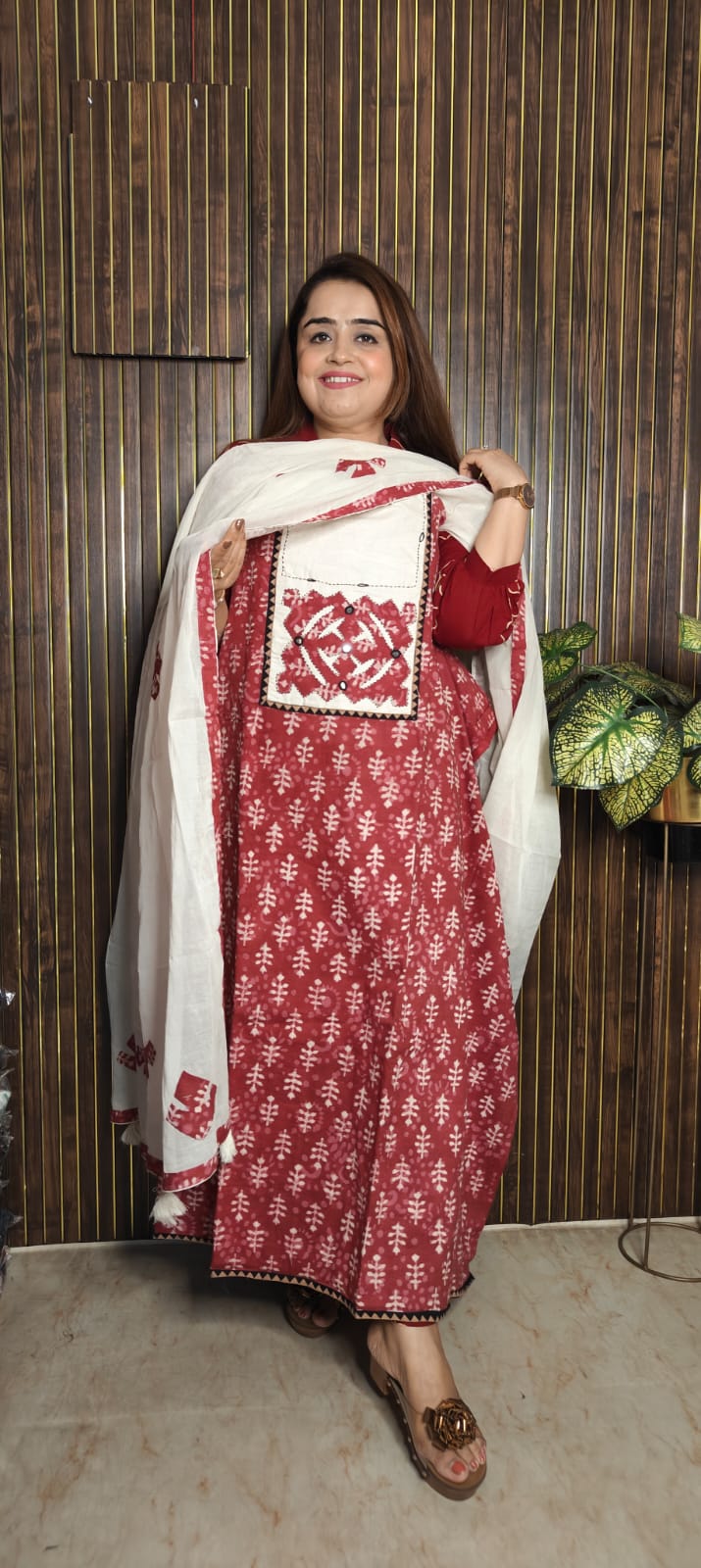 Elegant Dabu Print Cotton Suit Set