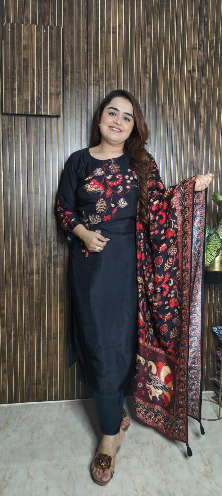 Black Beauty Royal Muslin Kurti Set
