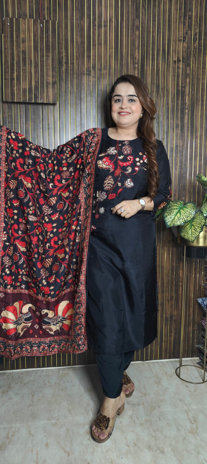 Black Beauty Royal Muslin Kurti Set
