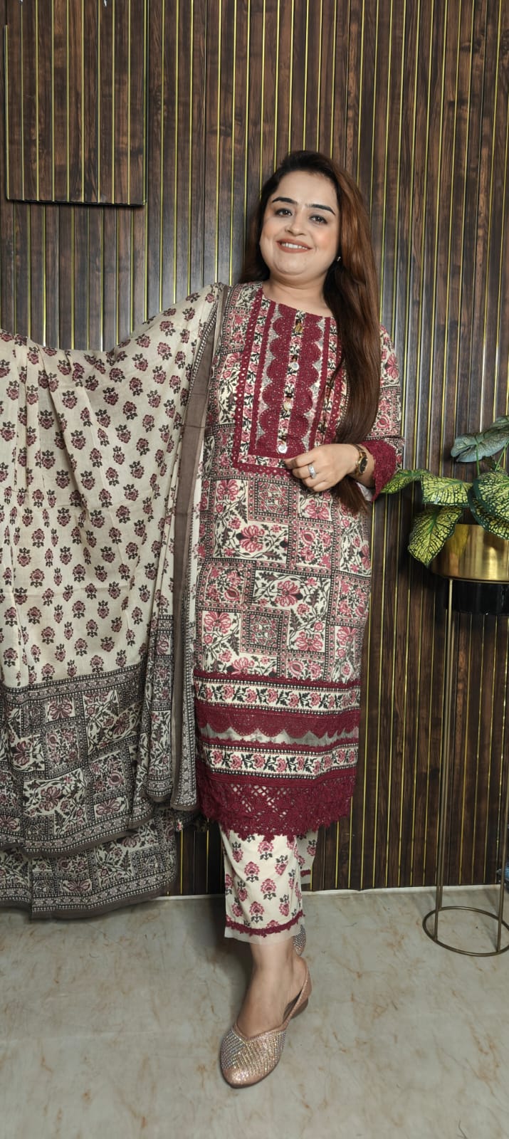 Super Soft Cotton Printed Kurti Set with Lace Work