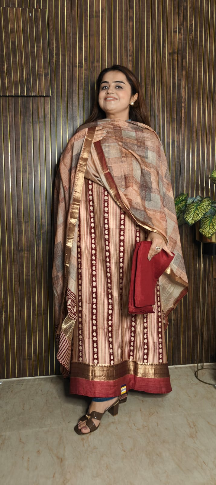 Royal Assamsilk Suit Set – Luxurious Softness in Stunning Shades