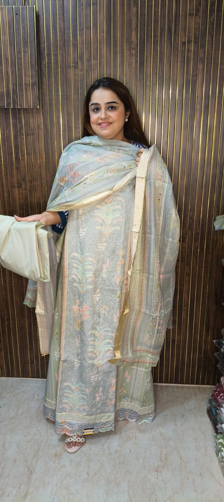 Cotton Suit Having Chikan Work On Shirt With Cotton Duppata