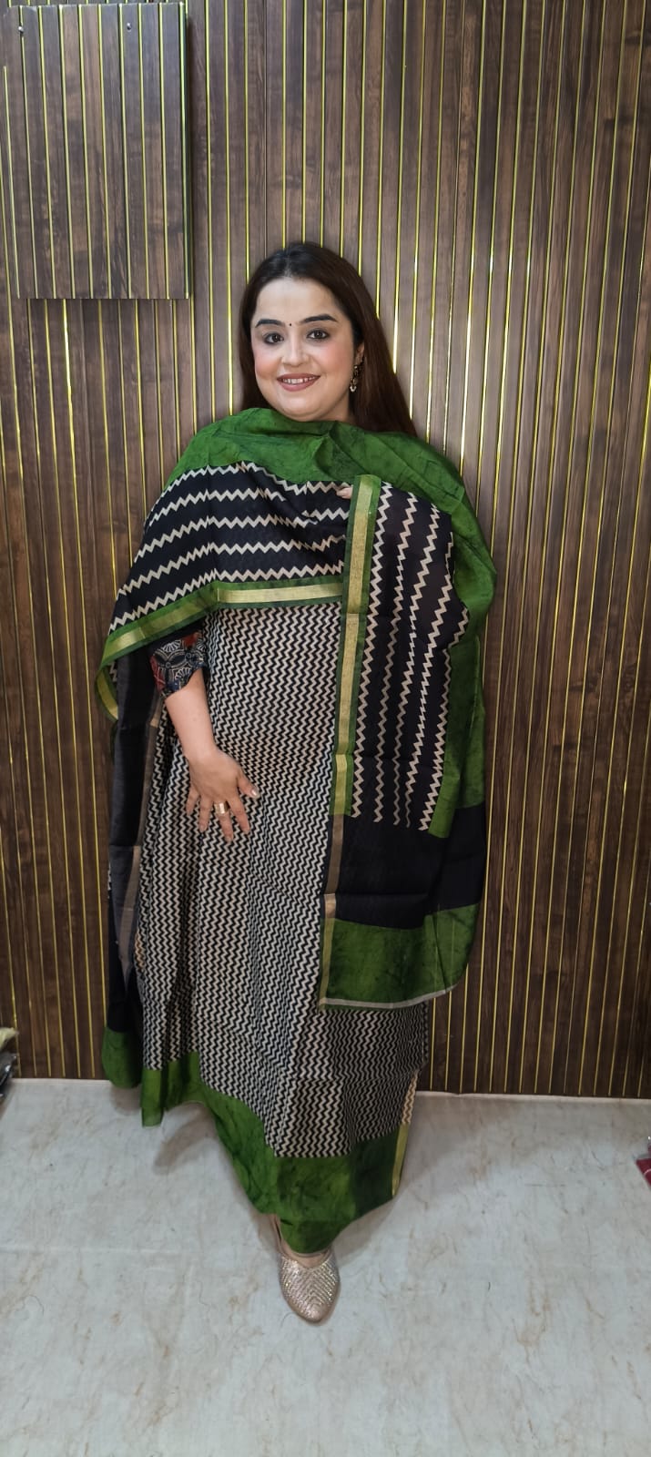 beautiful Maheshwari Suit Set