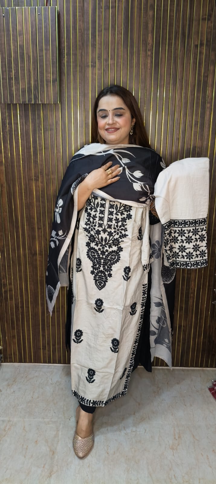 Black & Beige Embroidered Readymade Kurti Set