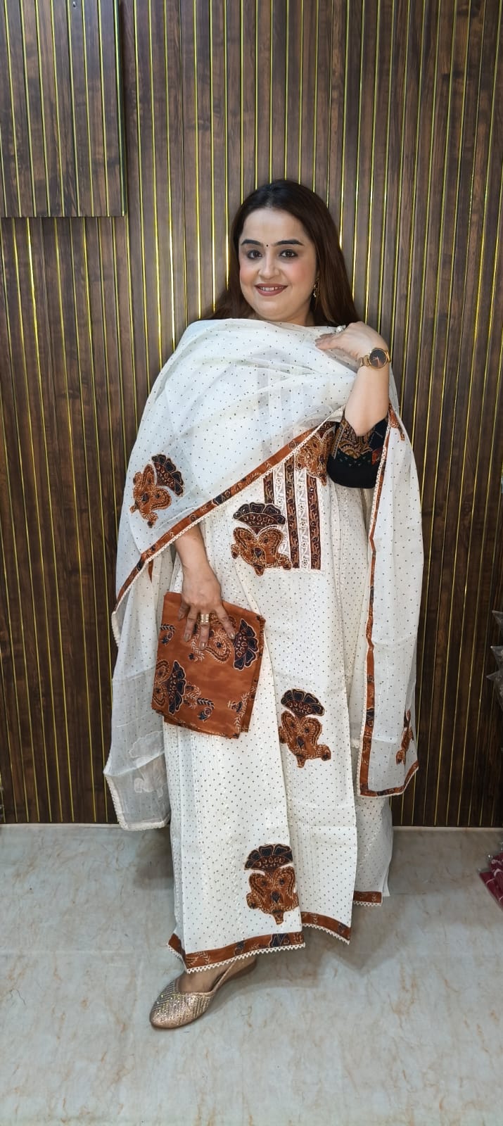Elegant White Printed Suit Set with Matching Dupatta
