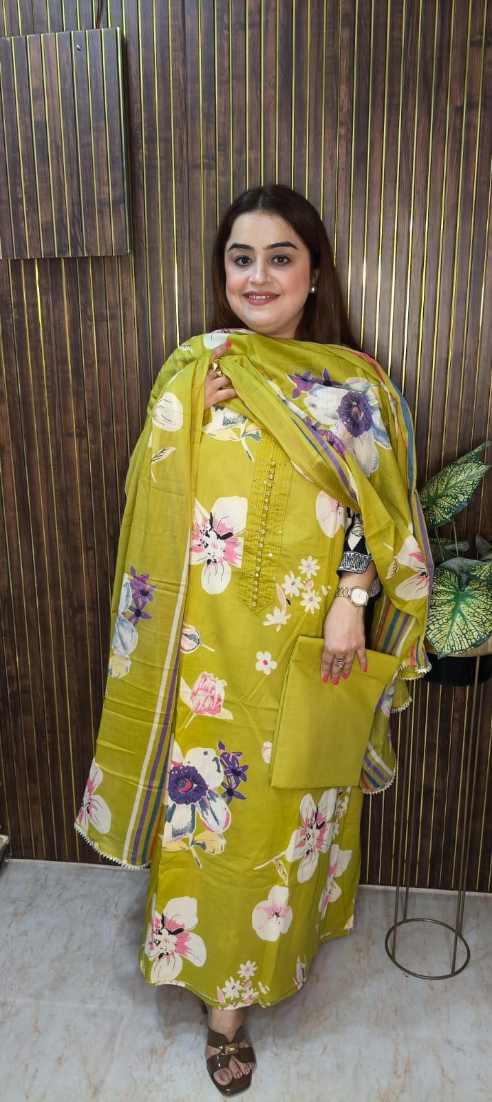 Bloom in Cotton Elegance 🌸🌼 Beautiful Floral Print