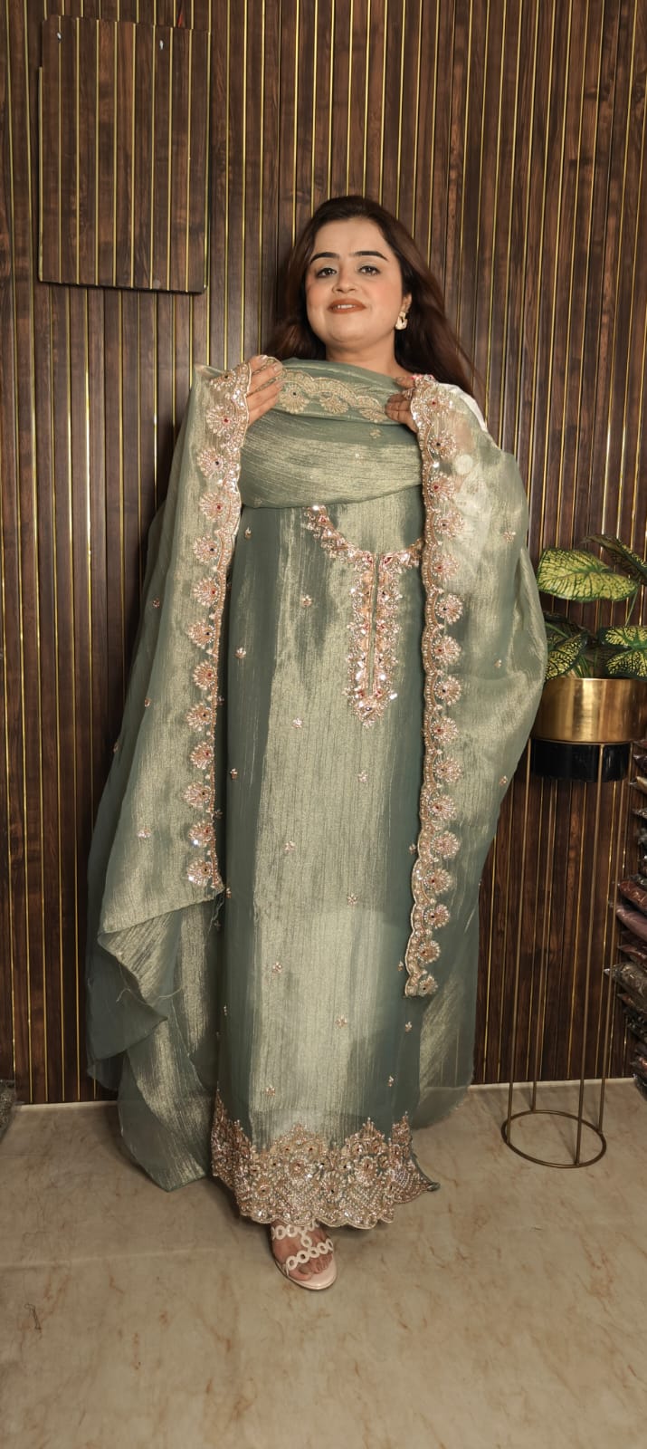 Crushed Tissue Suit with Exquisite Handwork – Wedding & Festive Special