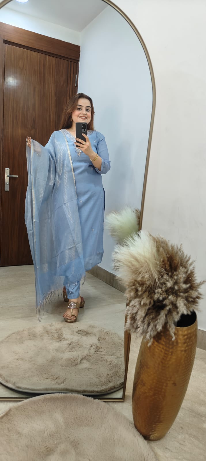 Elegant Festive Suit Set with Handcrafted Neckline