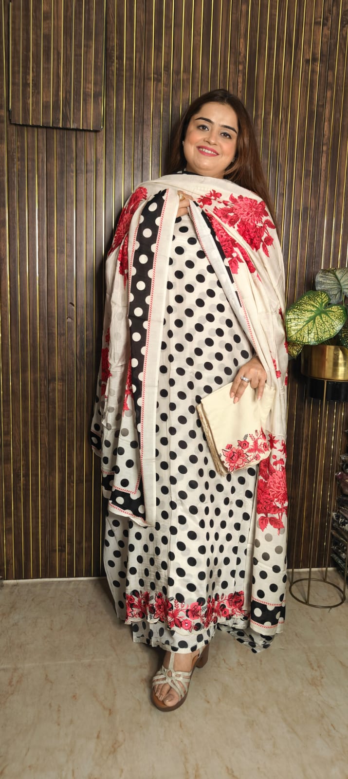 Pure Muslin Polka Suit Set – Available in 6 Exclusive Colours