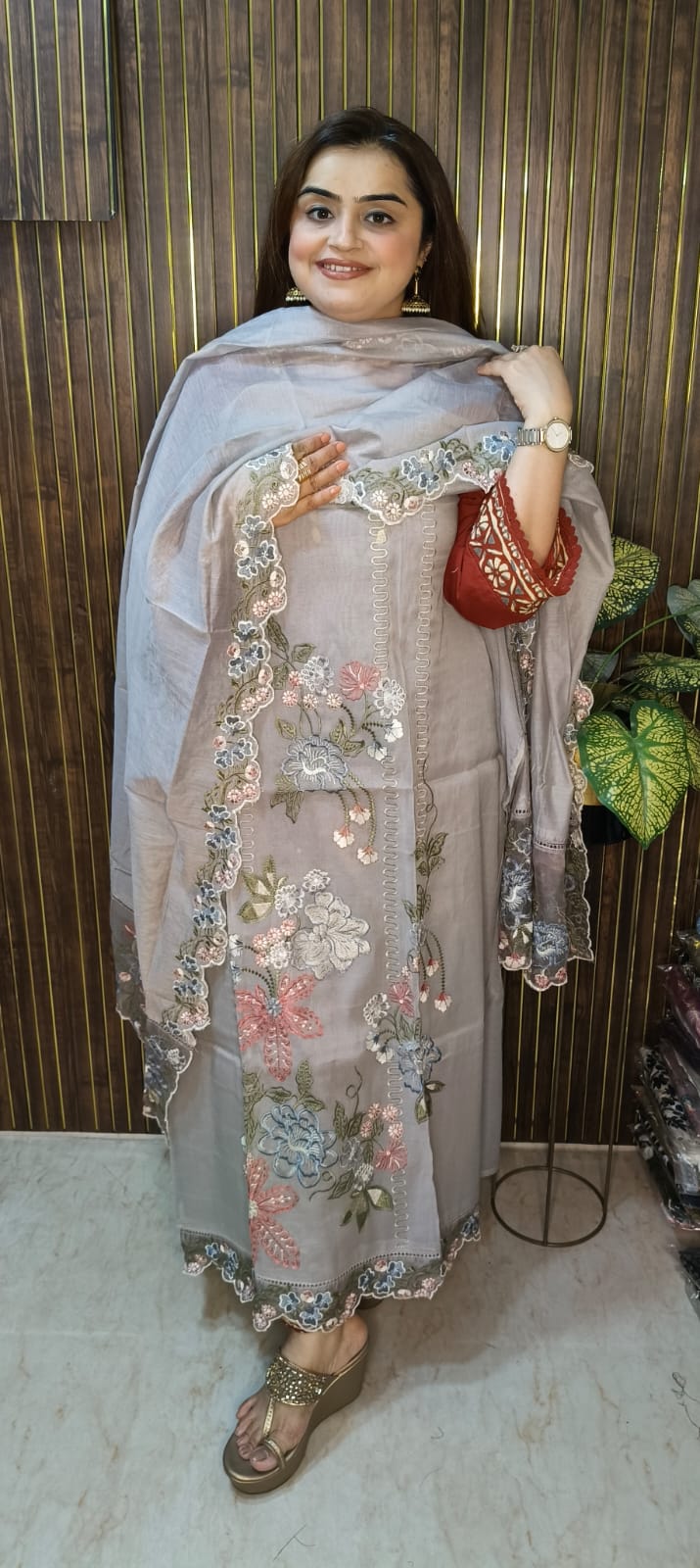 Pastel Grace – Premium Mal Chanderi Suit 🌸