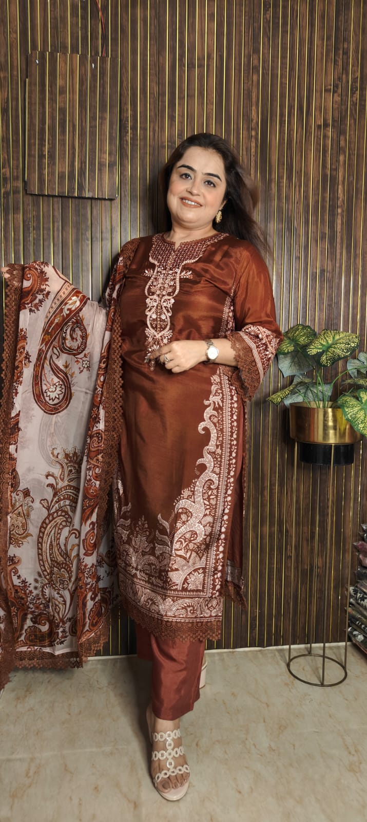 Chocolate Brown Muslin Crepe Elegance 🤎