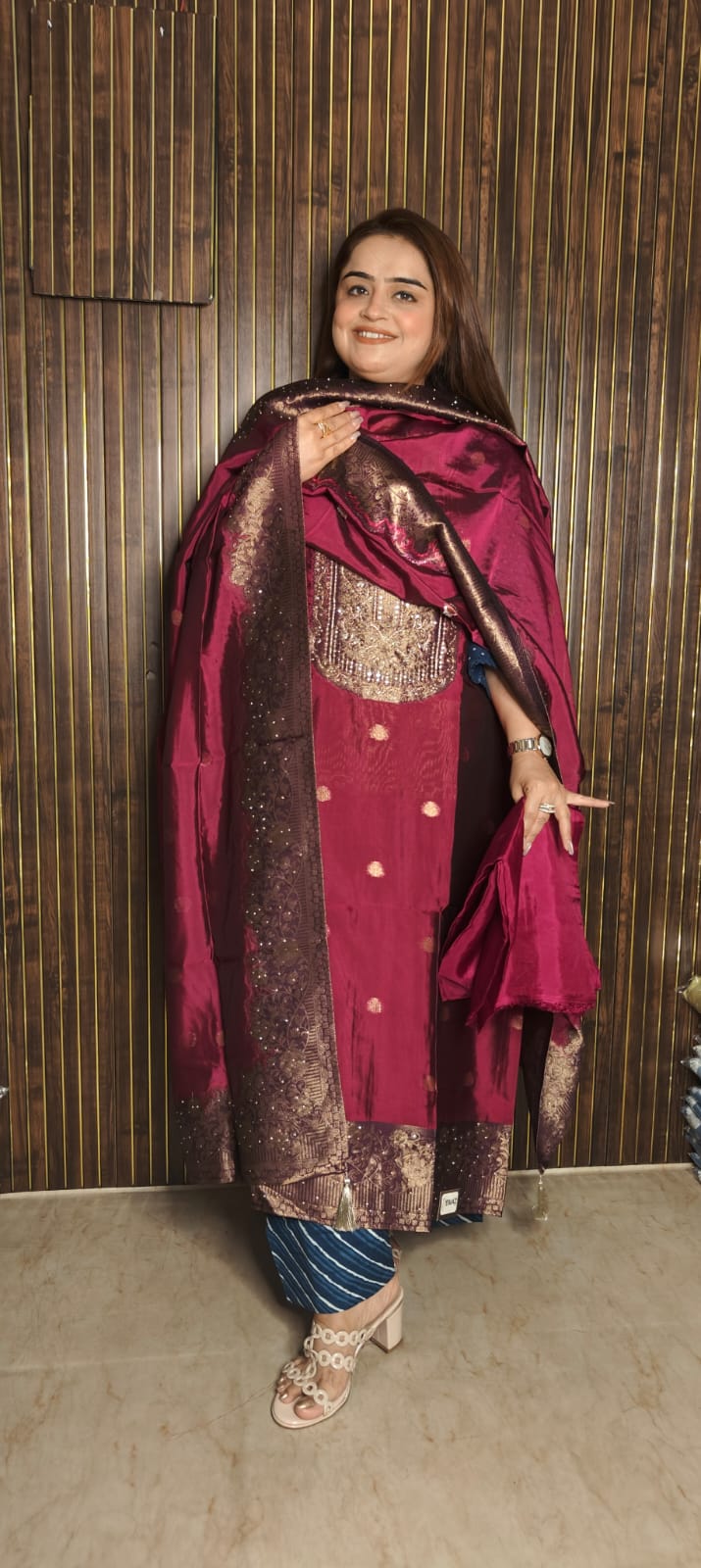 Banarasi Royale — Festive Elegance ✨