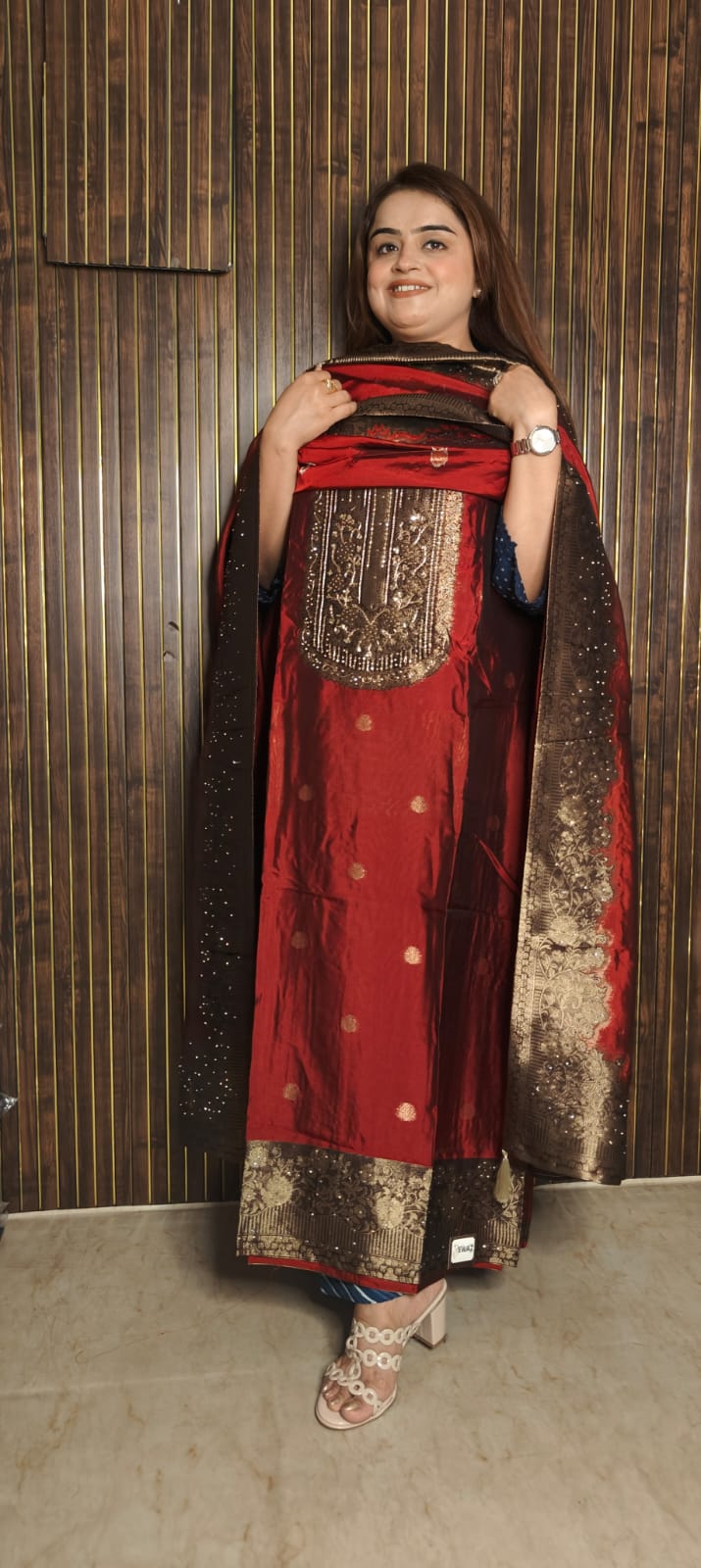 Banarasi Royale — Festive Elegance ✨