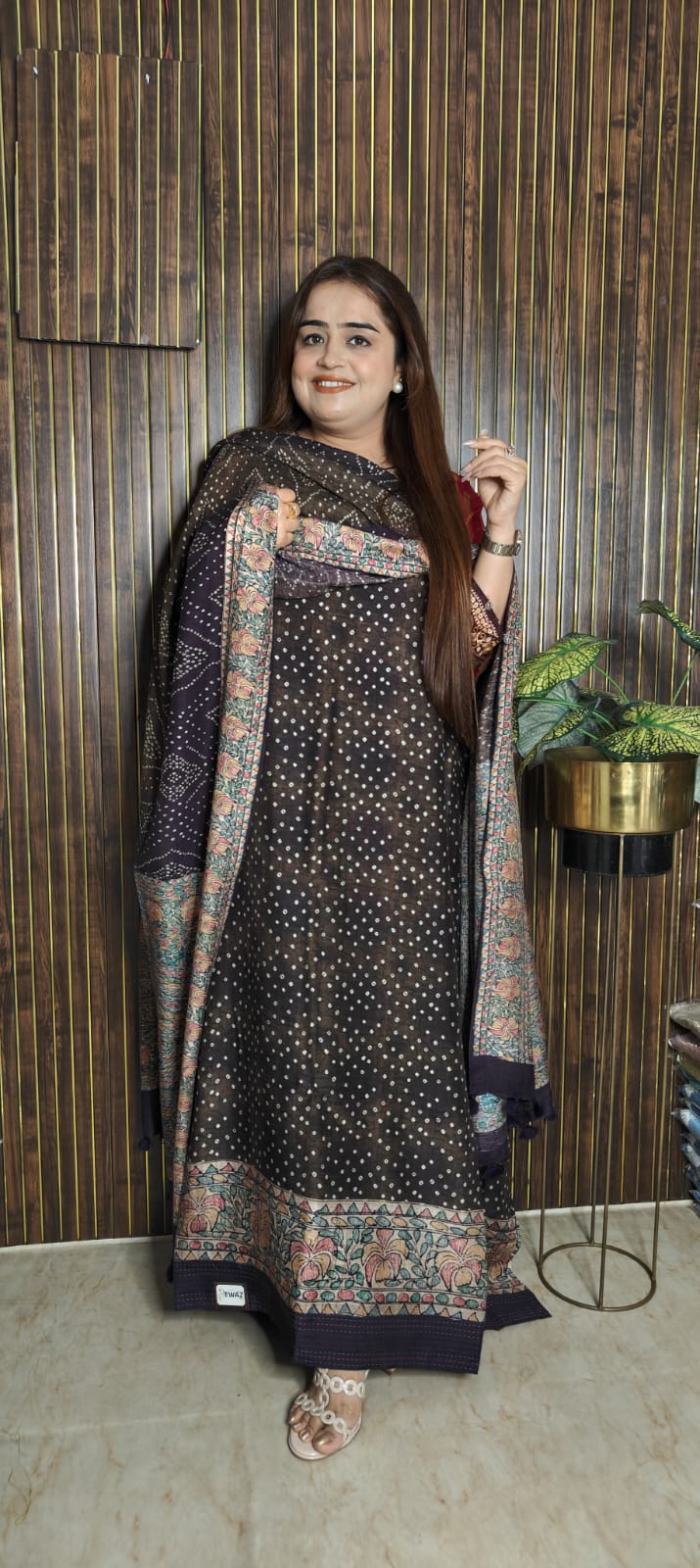 Royal Bandhani Silk Suits | Double-Shaded Festive Elegance ✨