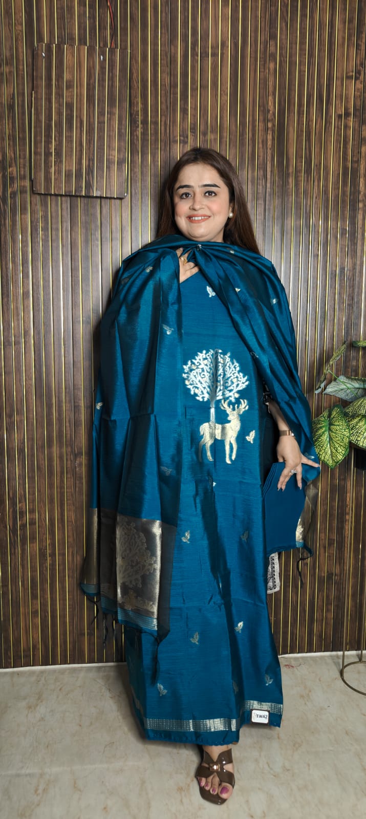 Bright, festive & oh-so-Banarasi!