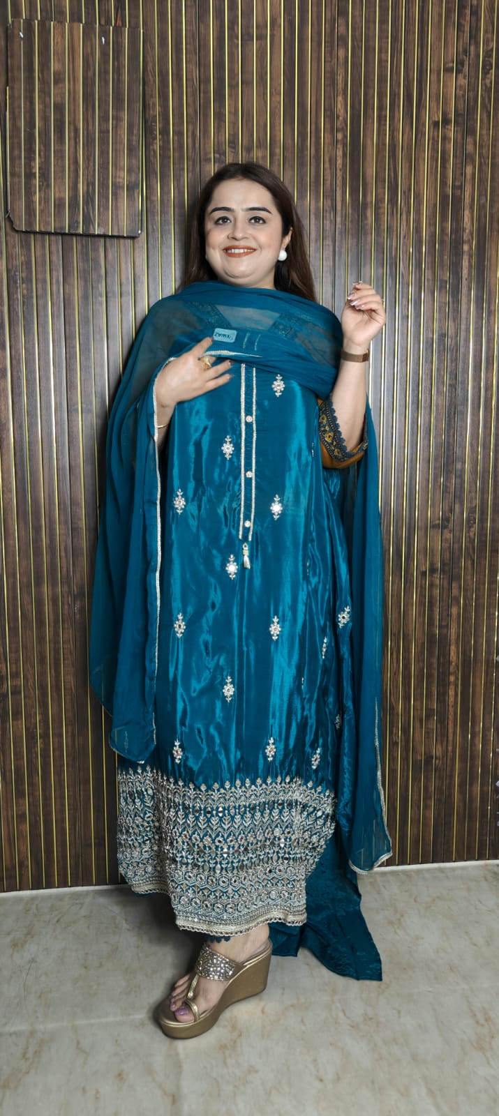 Silk, Shine & Karva Chauth Vibes! ❤️