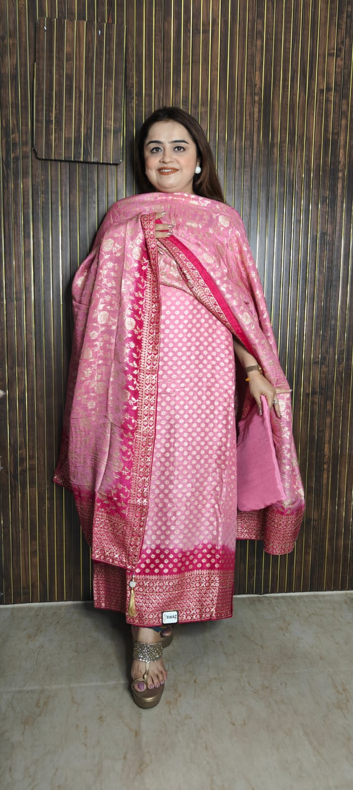 Royal Banarasi, Festive Wali Elegance! ✨❤️