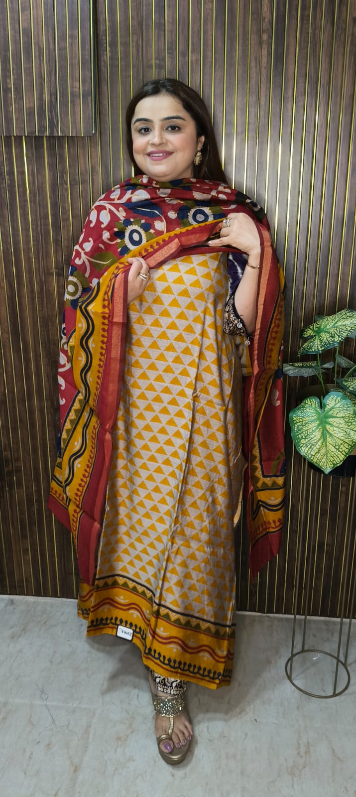 Timeless Elegance – Maheshwari Fabric Collection ✨