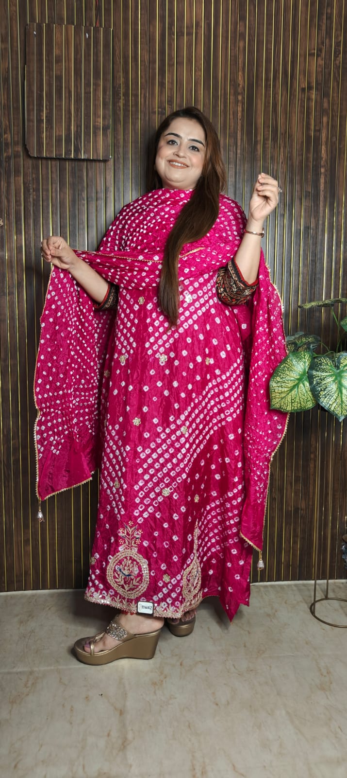 Bandhani Festive Royale – Gota Patti Glam ✨