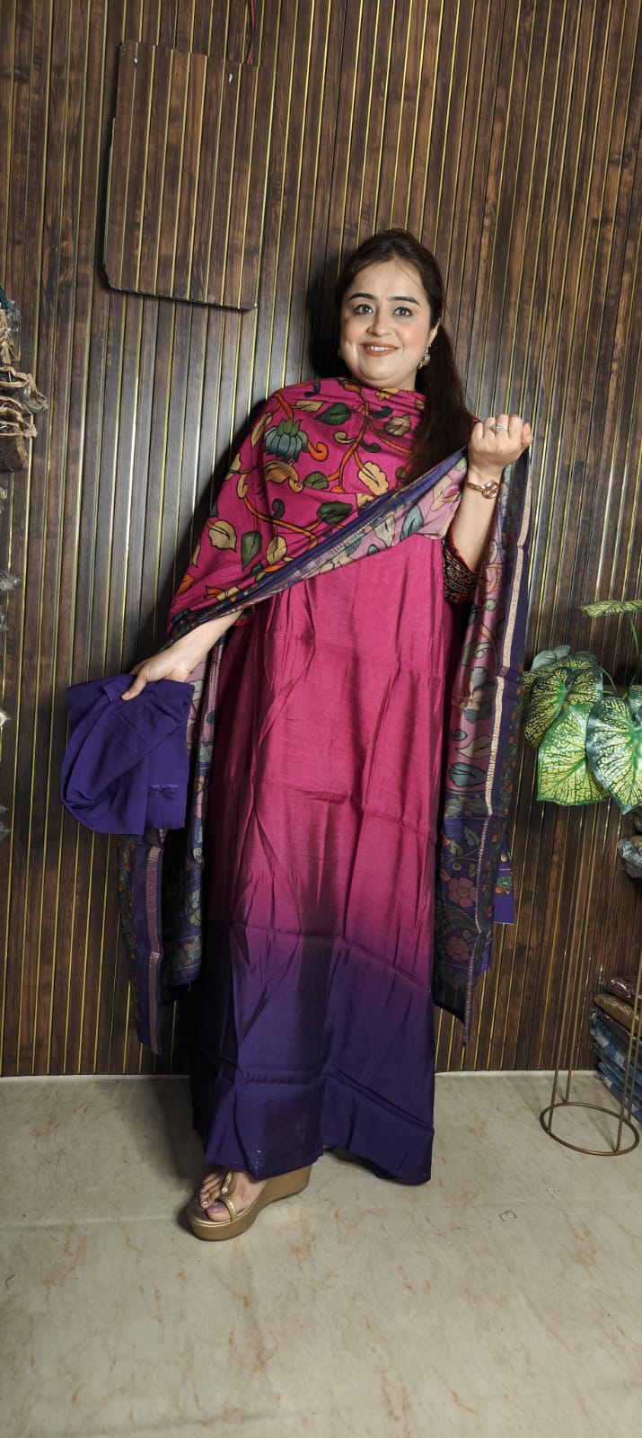 Ombre Maheshwari Magic – Festive Floral Elegance 🌸✨